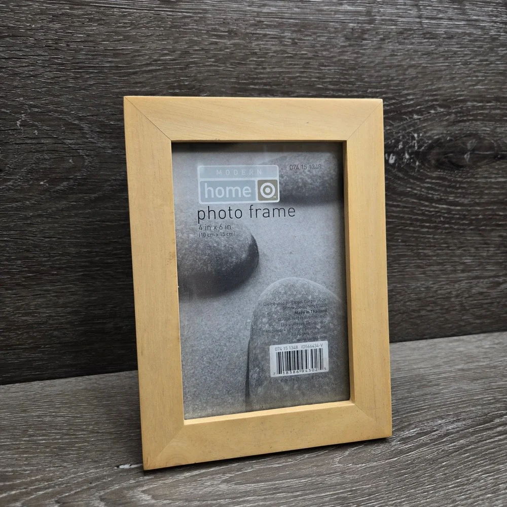 Target Modern Home 4x6 Natural Light Wood Photo Picture Frame Tabletop Hanging